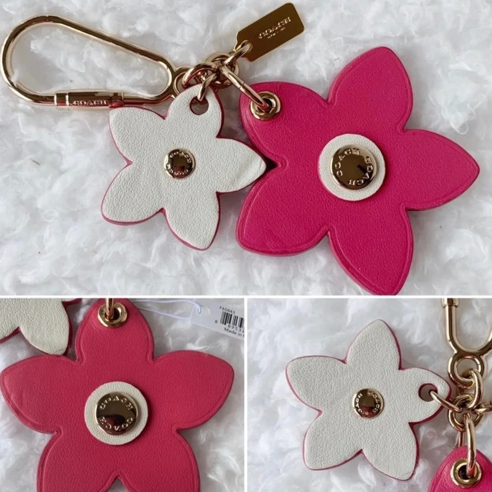 Coach Tea Rose smooth Leather Keychain /Bag Charm Fab